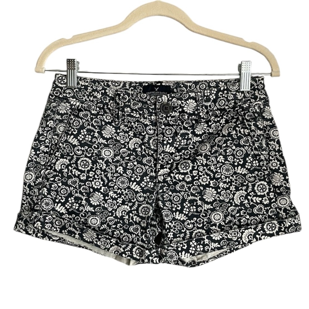 American Eagle Midi Shorts Size 0